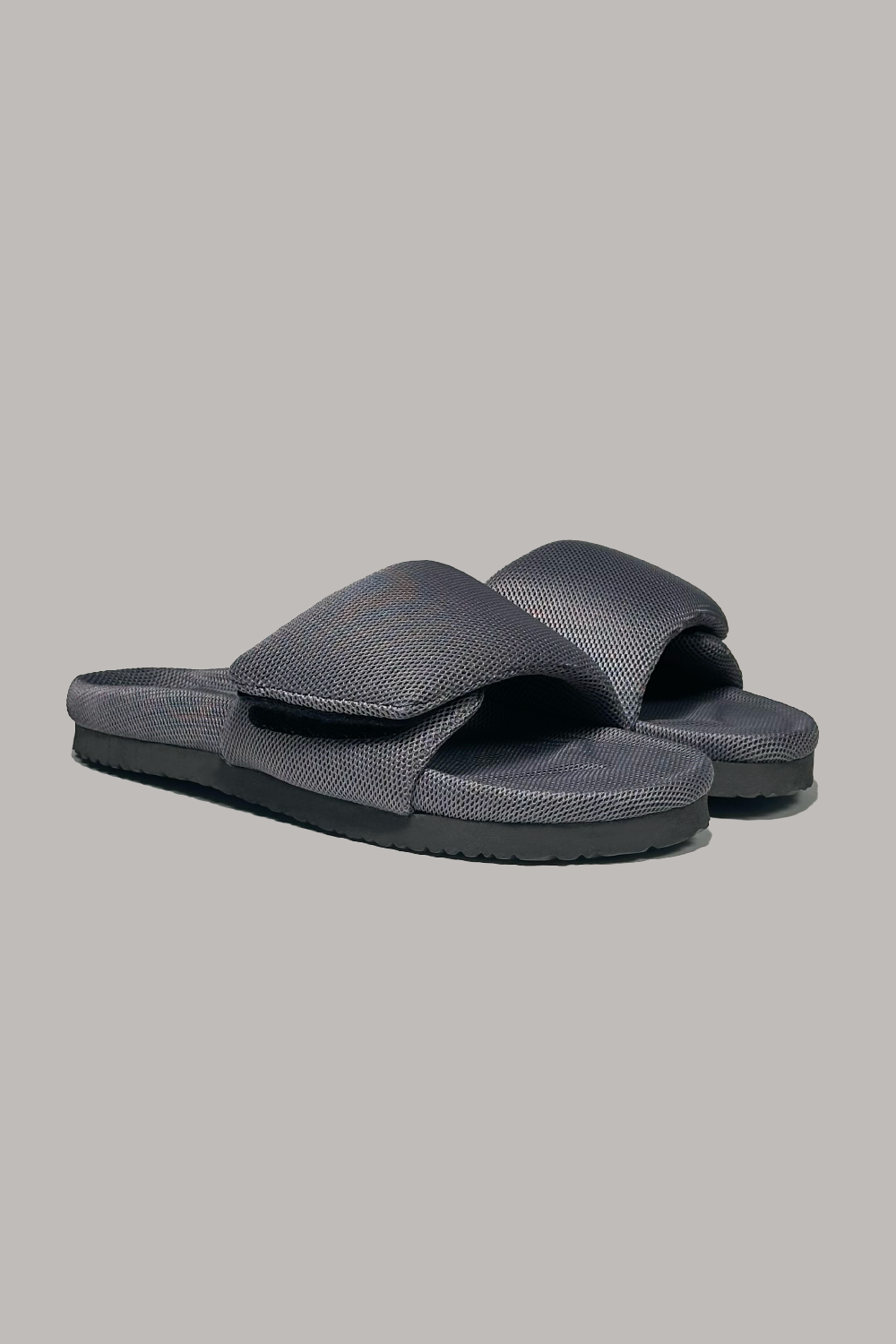 ONE STRAP SANDAL / ELEPHANT