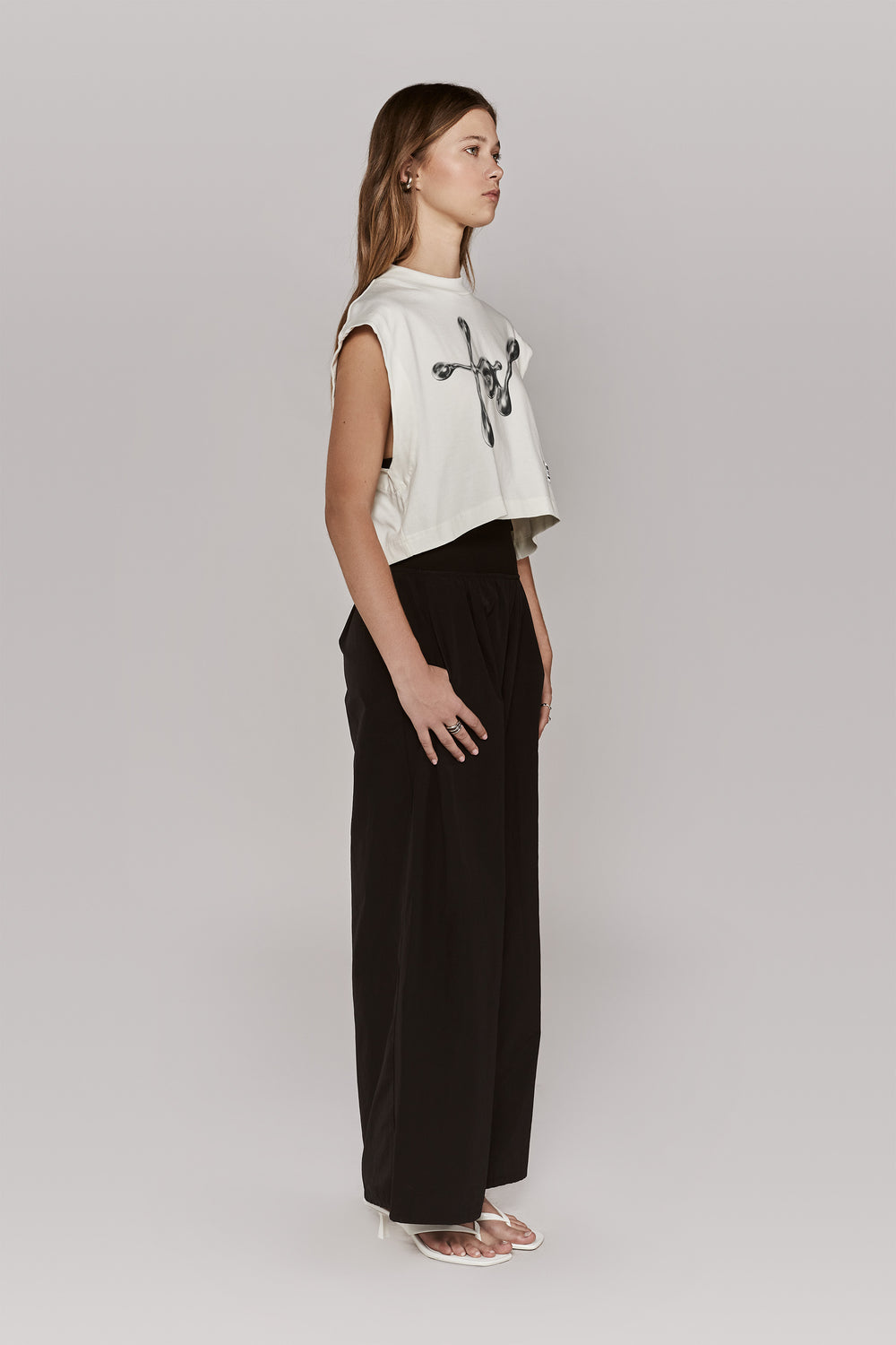 MONOGRAM CROP TOP / CREAM