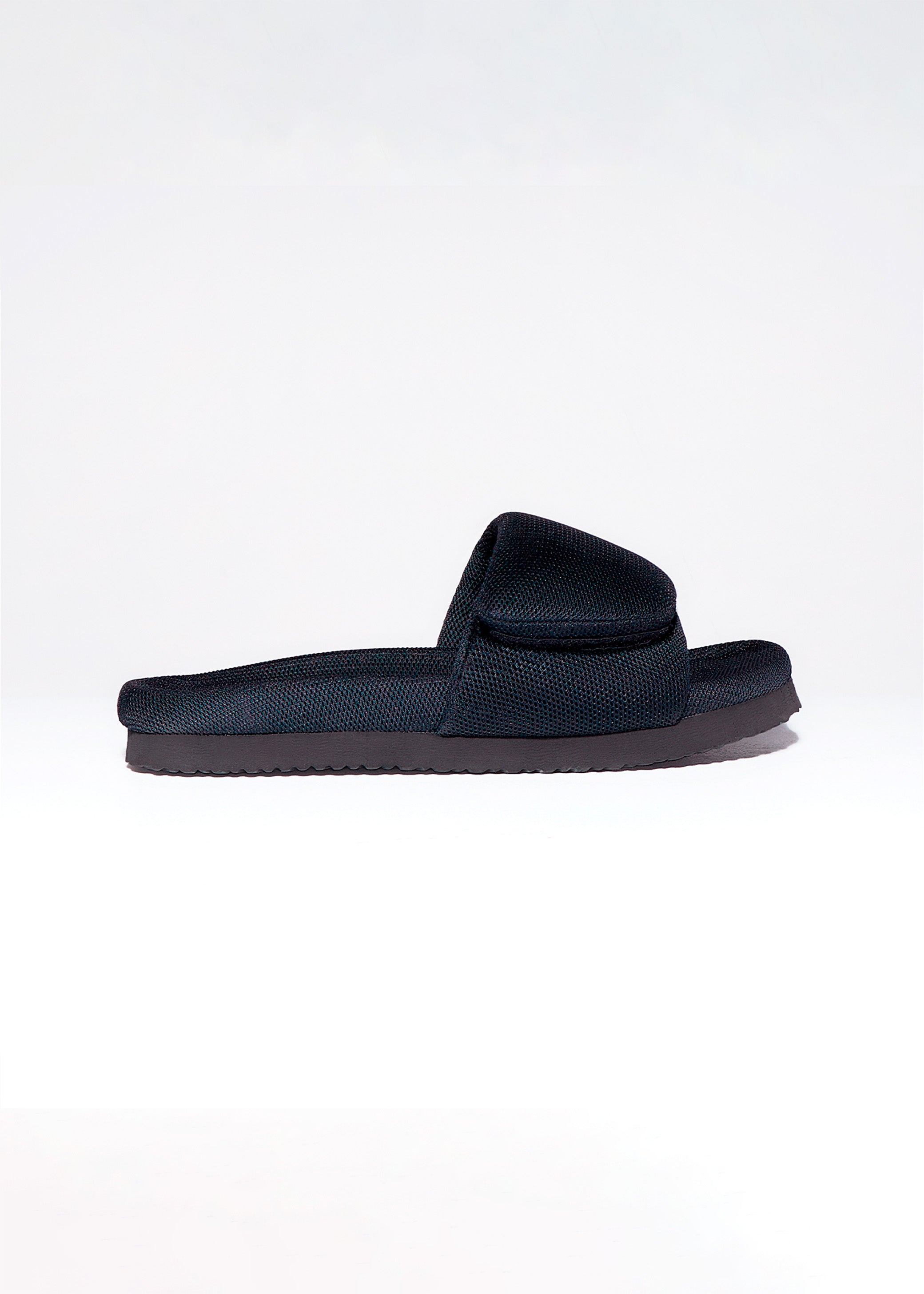 ONE STRAP SANDAL / BLACK