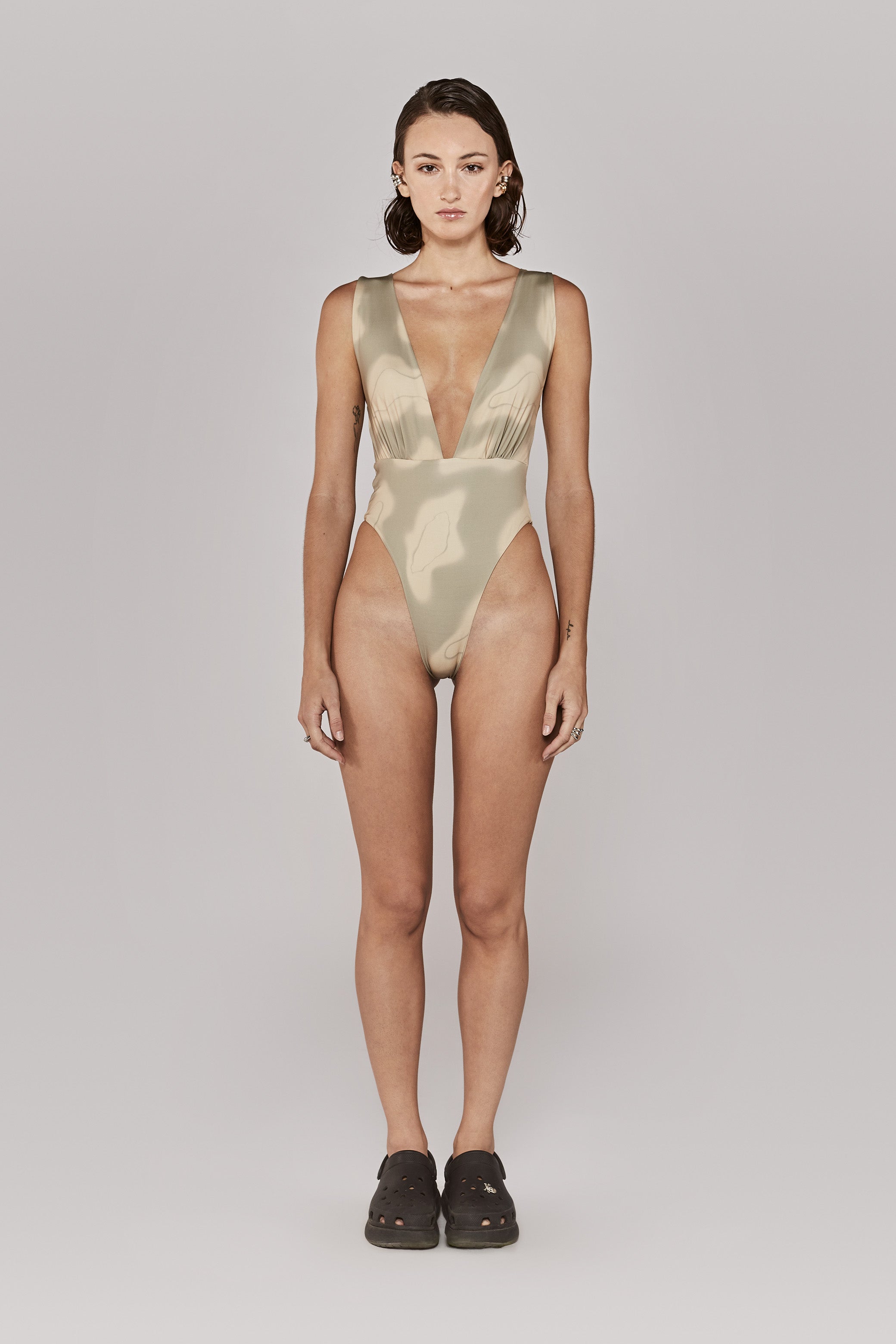 HALTER ONE-PIECE SWIMSUIT / CAMO CAMEL