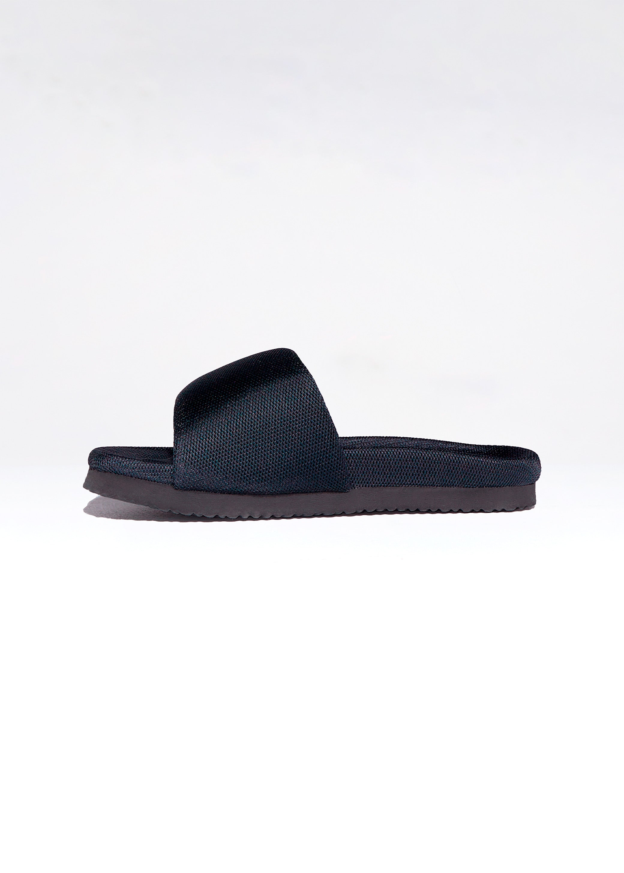 ONE STRAP SANDAL / BLACK